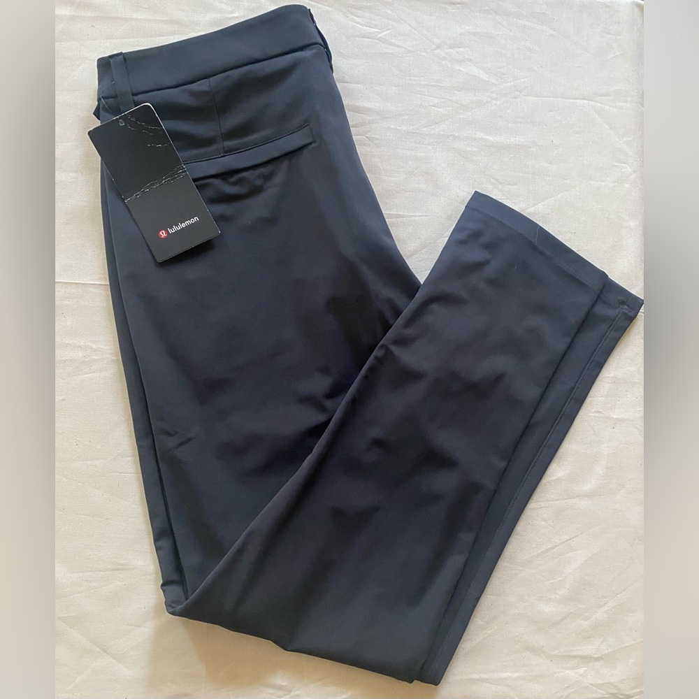 lululemon athletica Men's Obsidian Pants. Waist 34. 32”L.